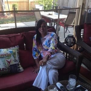 Meet your Posher, Vivian